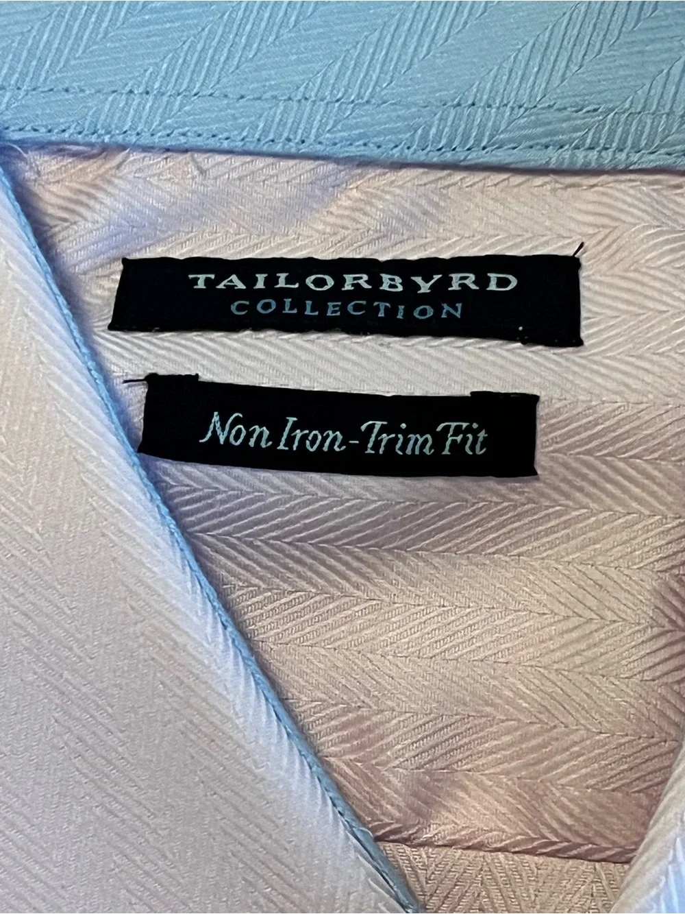 TailorByrd Men's Pink Long Sleeve Button-Down Mens SZ 34/35 Large / XL EUC